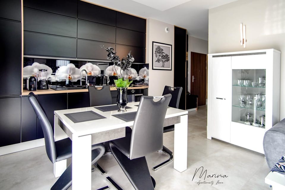 Communal lounge/ TV room, TV and multimedia, Coffee/tea facilities, Balcony/Terrace, Kitchen or kitchenette, Dining area, Communal kitchen, Breakfast, pet friendly, stove, toaster, kitchen