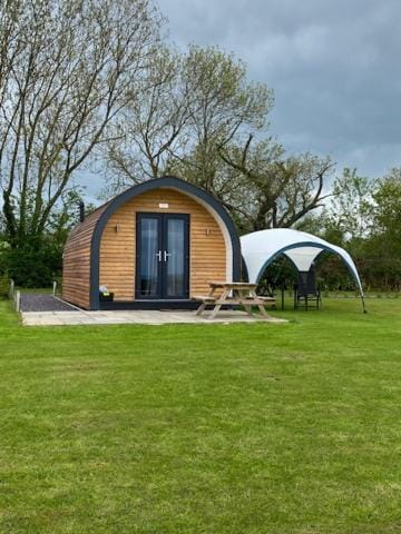Property building, Natural landscape