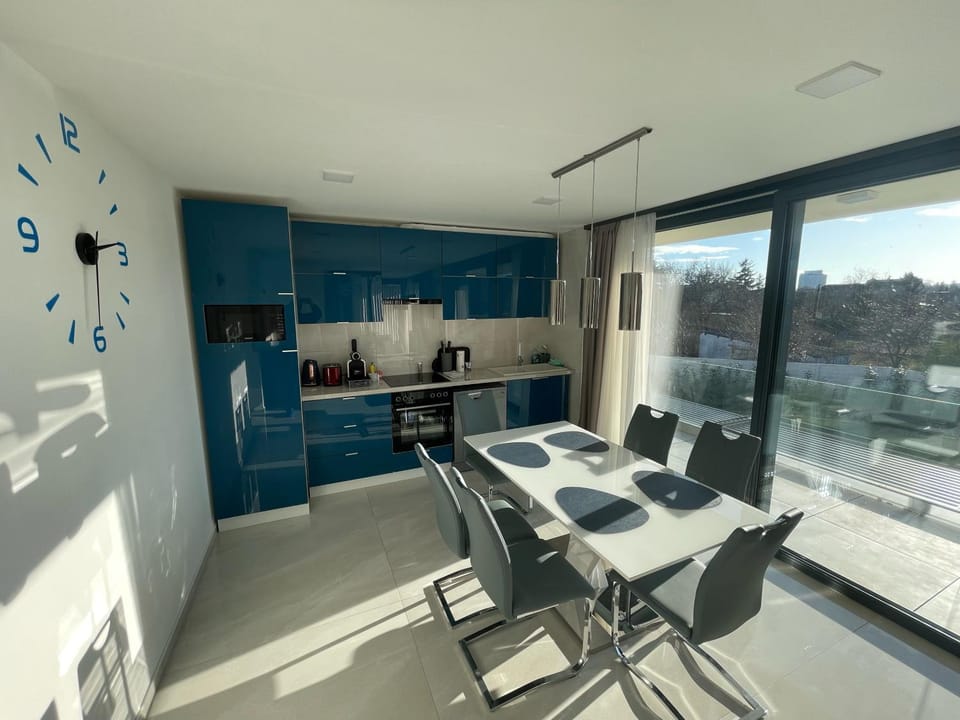 Luxury Apartments in Balatonalmádi, Almádi Lux Apartman I - Ocean Blue Apartment in Hungary
