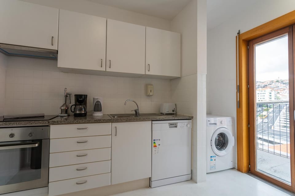 FLH Funchal Studio with Balcony Apartment in Funchal