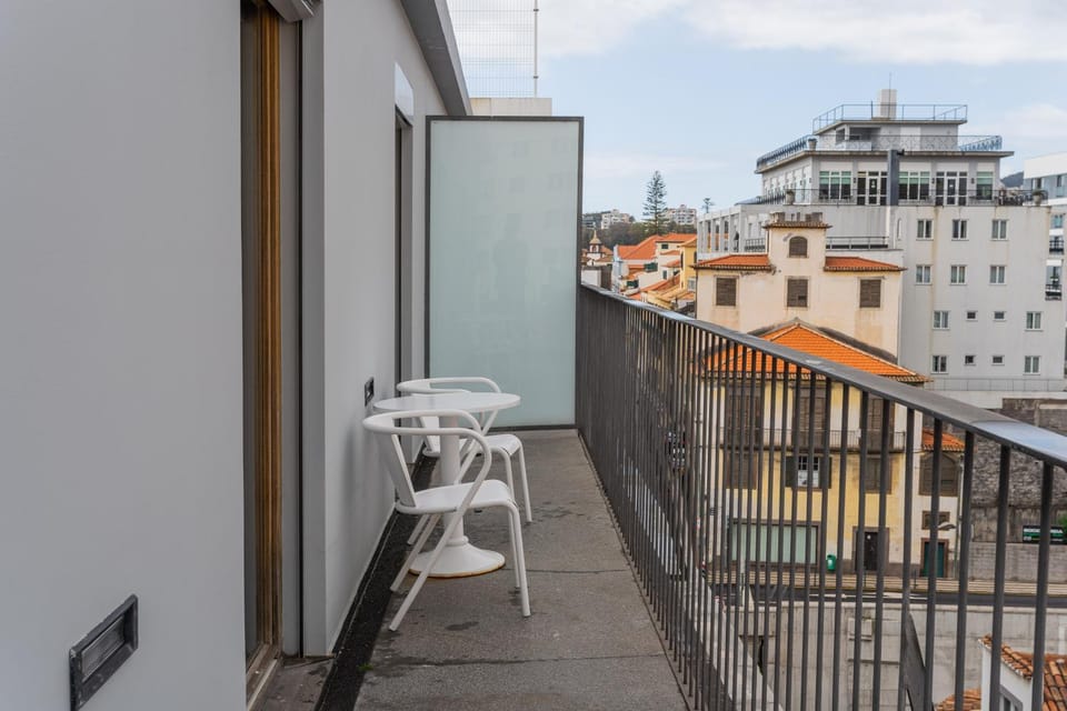 FLH Funchal Studio with Balcony Apartment in Funchal