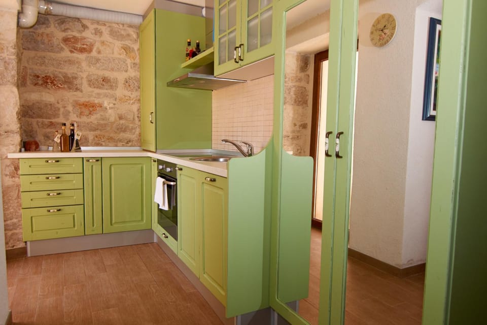 Dalmatian Stone House House in Šibenik-Knin County, Croatia
