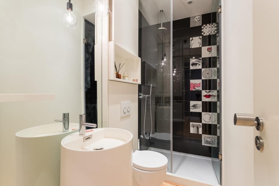 FLH Lapa Flat with City View Apartment in Lisbon