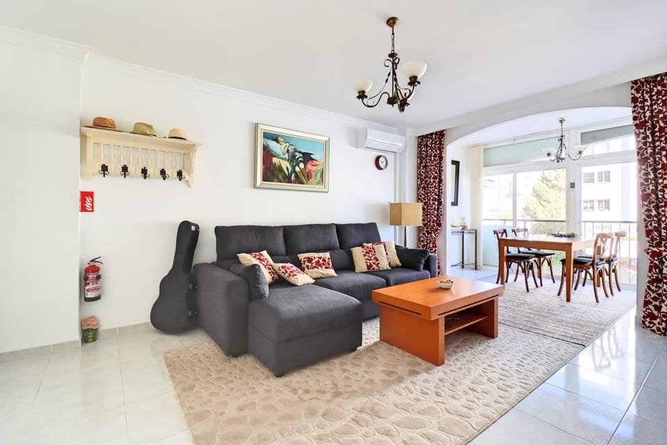 2 bedroom in Parador with pool and seaview Apartment in Nerja