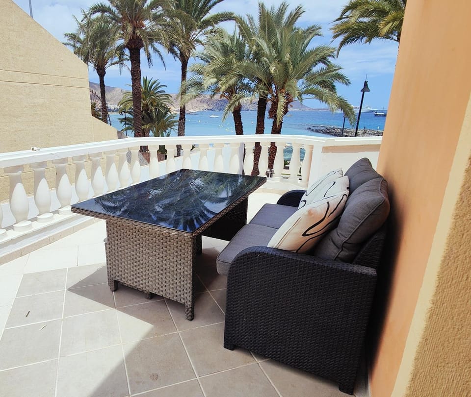 Natural landscape, View (from property/room), Balcony/Terrace, Sea view