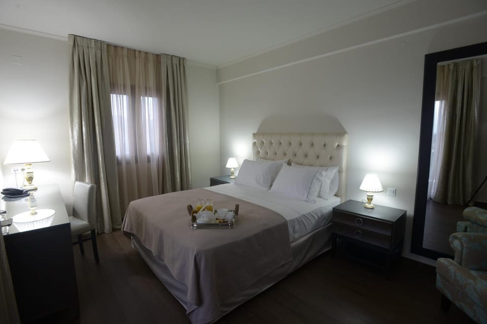 Theasis Hotel Paramythia Hotel in Greece
