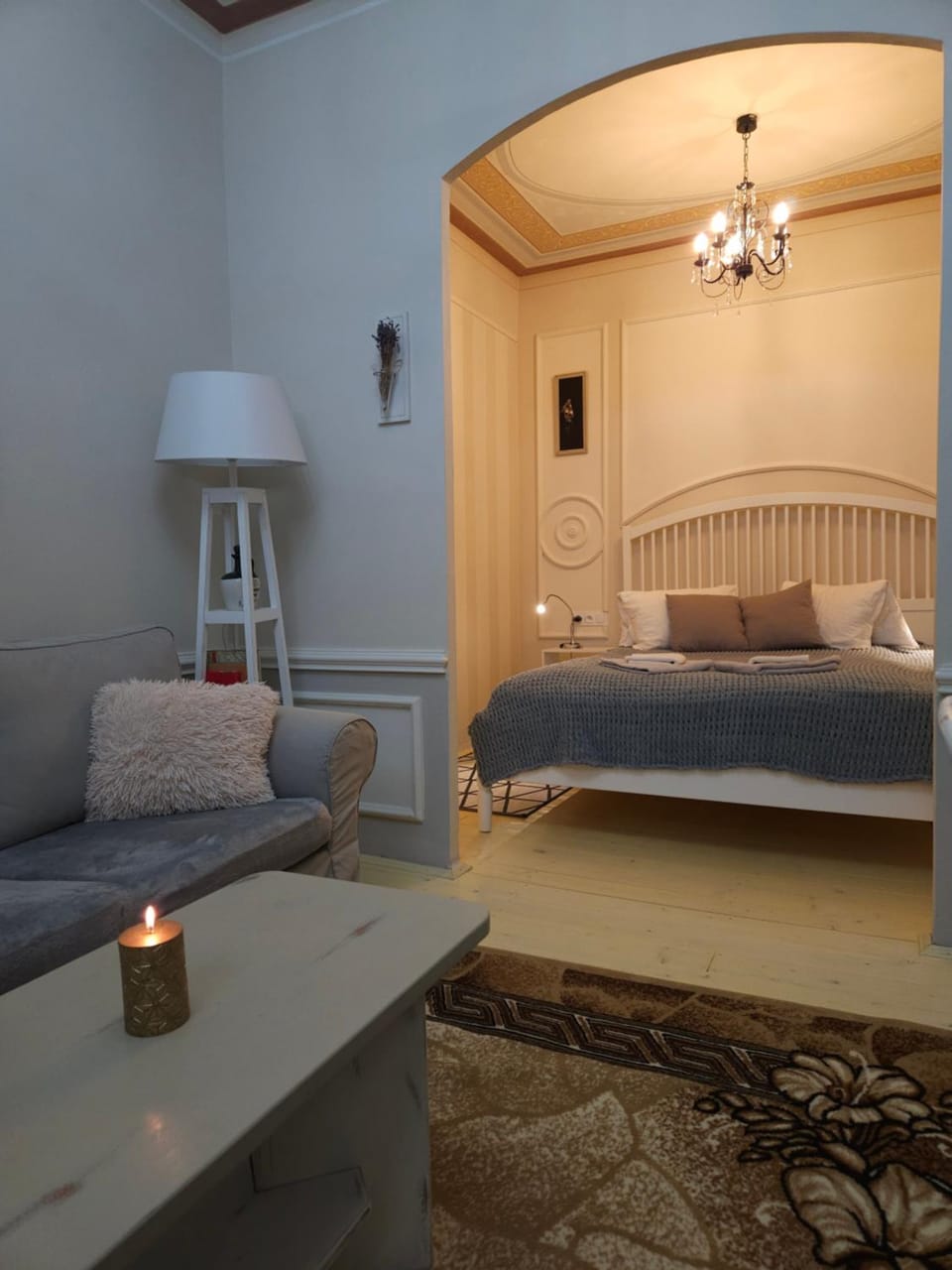 Living room, Photo of the whole room, Seating area, Bedroom