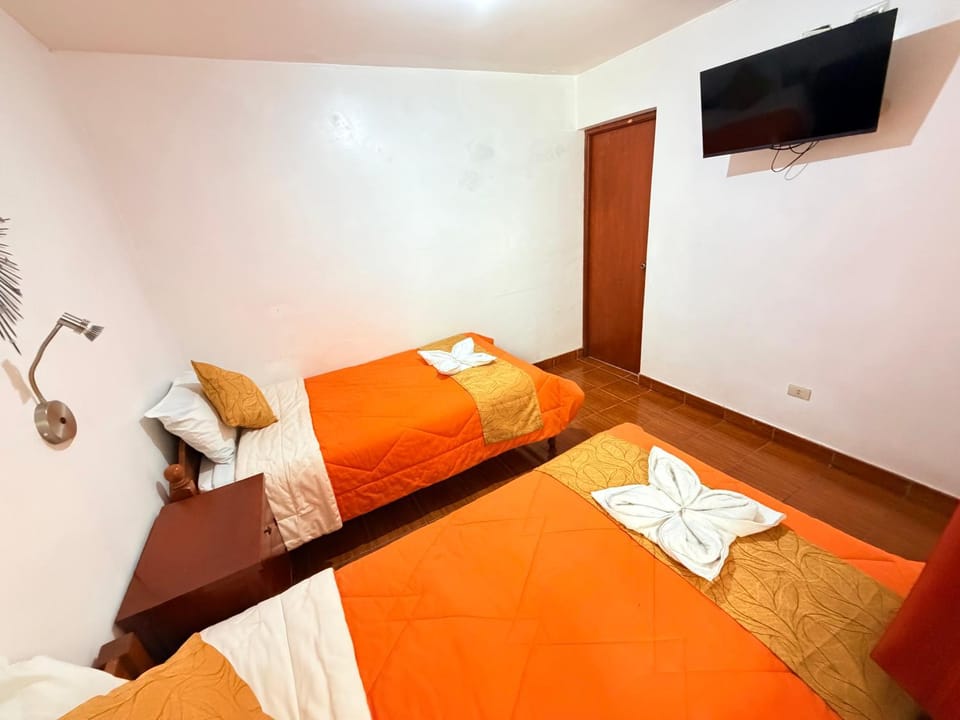 Sunrise Guest House Bed and Breakfast in Huaraz