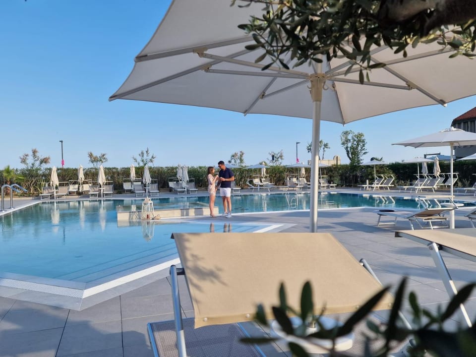 Day, People, Pool view, sunbed