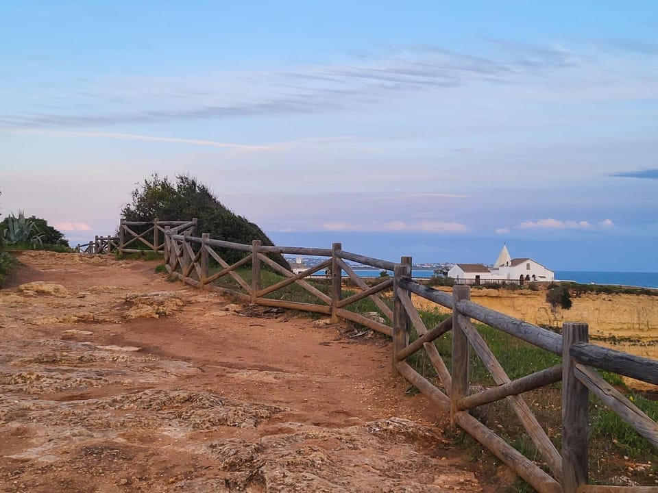 Nearby landmark, Natural landscape