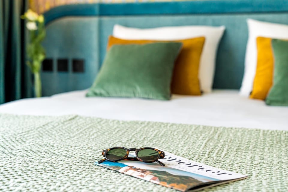 Bed, Decorative detail, Bedroom