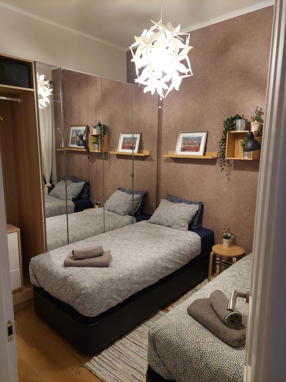 Photo of the whole room