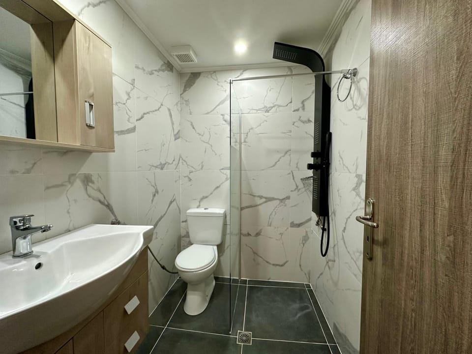 Shower, Toilet, Bathroom