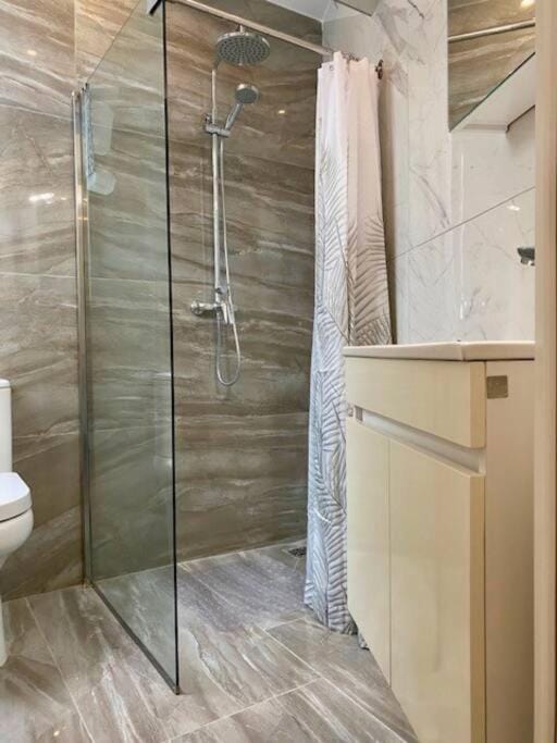 Sliema, Stylish 1 Bedroom Apartment with Parking. Apartment in Sliema