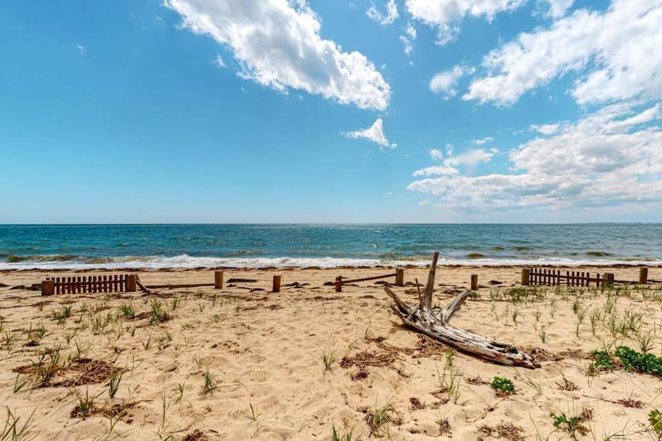 Ships Ahoy Apartment in North Truro