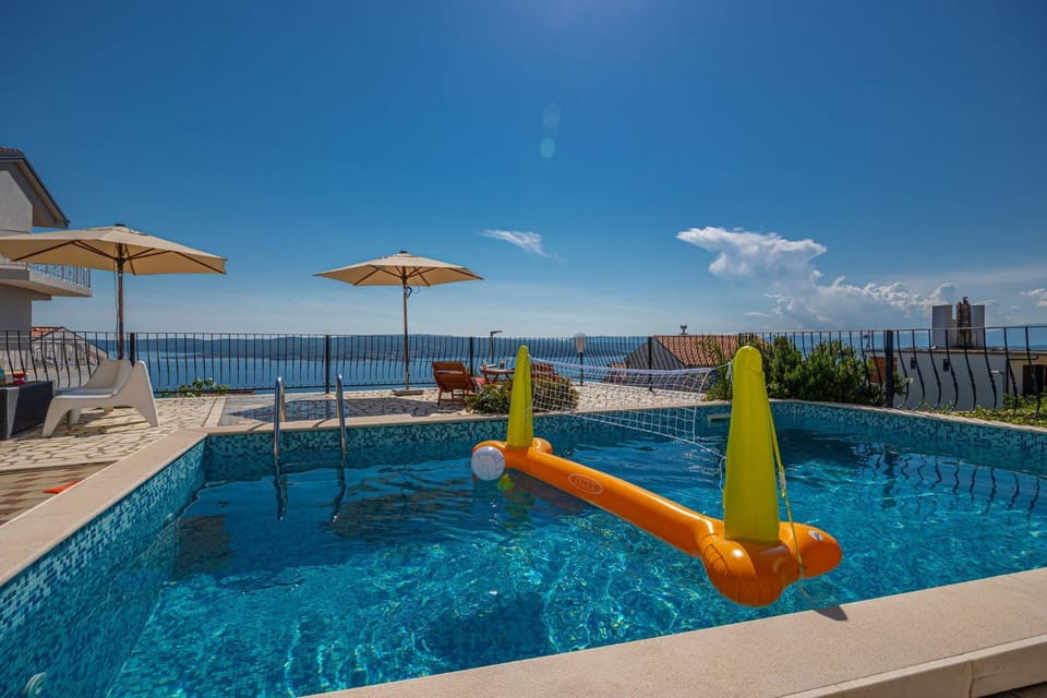 View (from property/room), Sea view, Swimming pool, Swimming pool