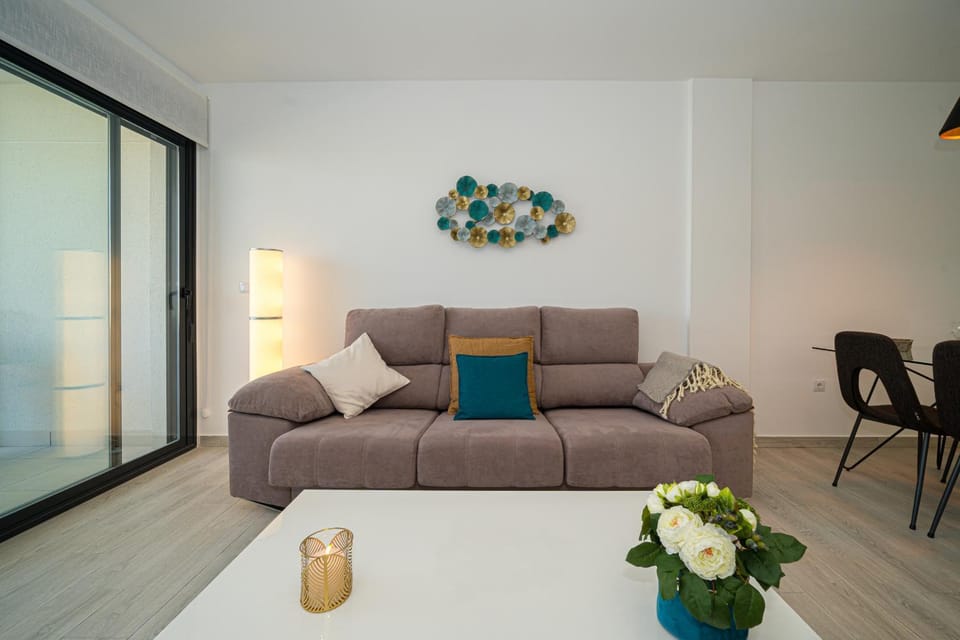 Communal lounge/ TV room, Living room