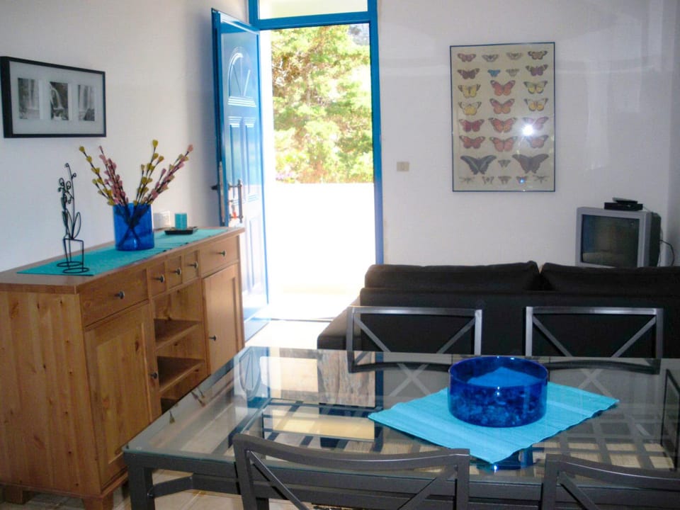 CASE PUNTA MONACO by Trerose Properties con wi-fi e posto auto privato gratuito Apartment in Sicily
