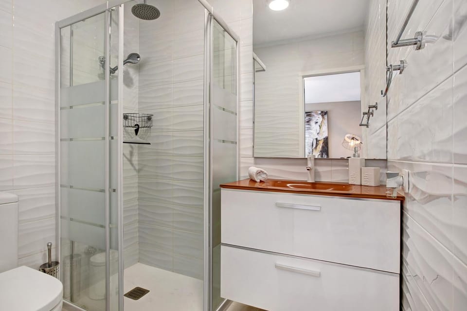 Bathroom, Living room