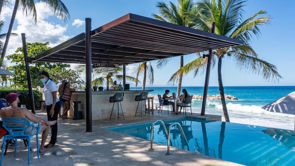 Lounge or bar