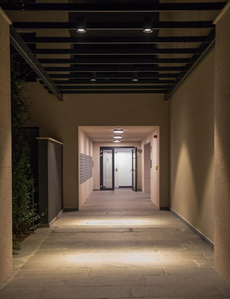 Facade/entrance
