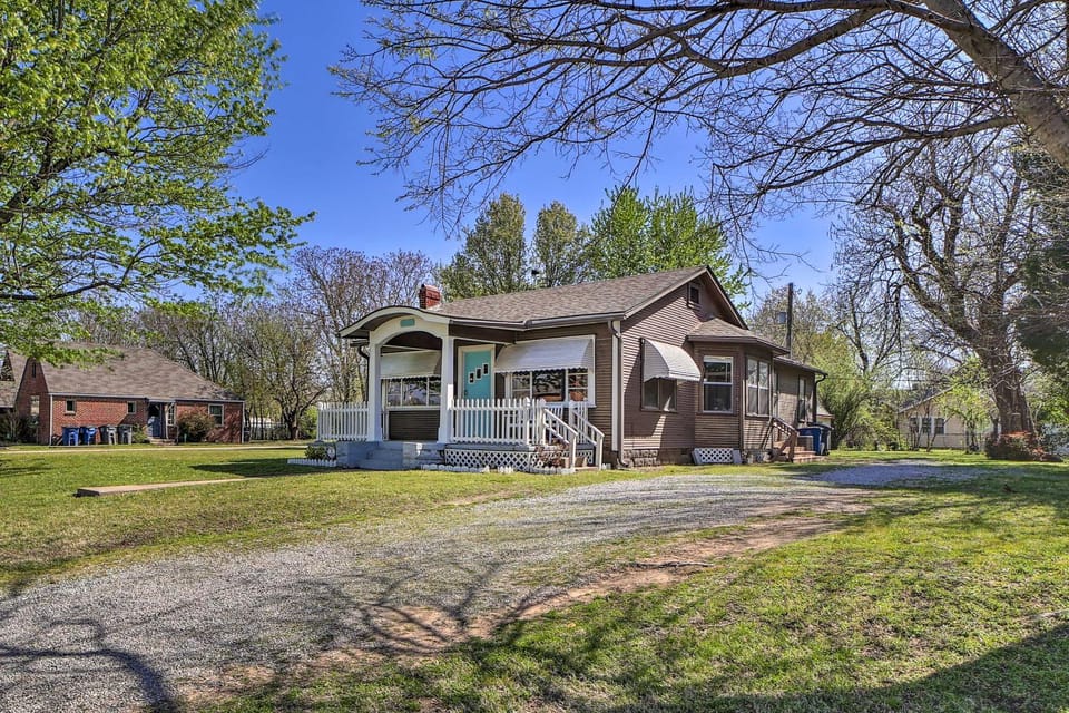 Amazing Musical Abode in Expo Square Neighborhood! House in Tulsa