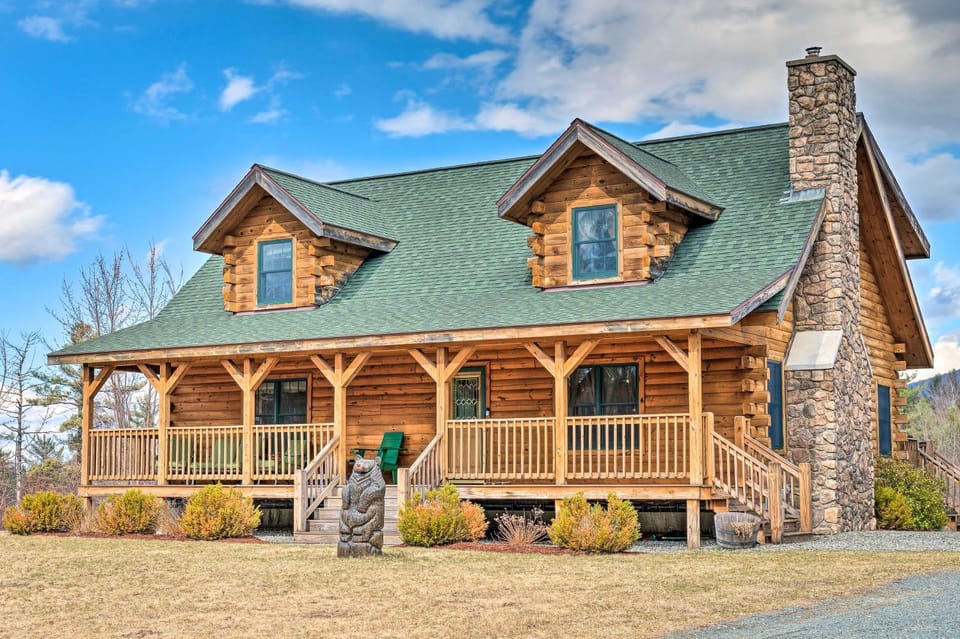 Deck, Grill & Views! Carroll Log Cabin Near Hiking Cabin in Whitefield