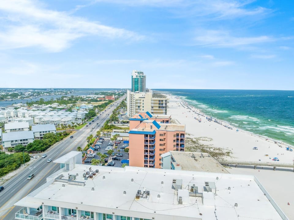 Four Seasons 103E by Vacation Homes Collection Apartment in Orange Beach