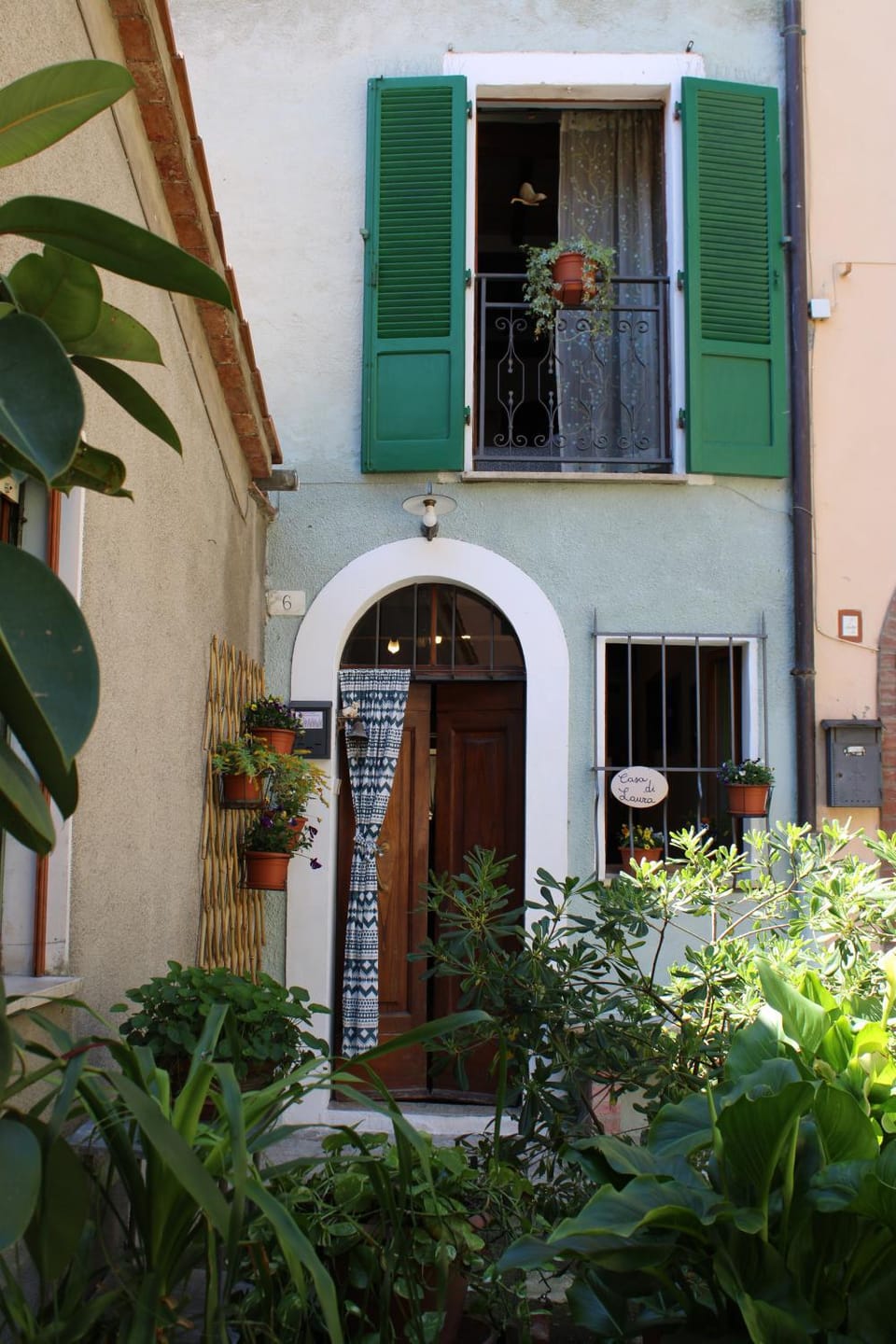 Property building, Facade/entrance