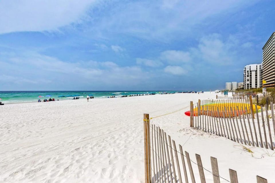 St Martin Beachwalk Villas 432 House in Destin