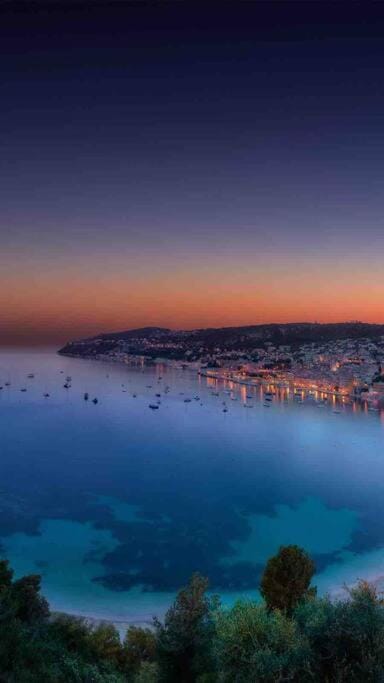Escapade Bandolaise, 100 mètres de la plage Apartment in French Riviera