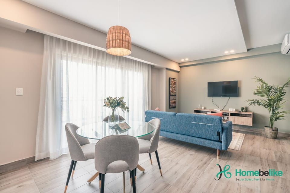 Chic Fully Serviced Apartment at Regatta Living II - 705 Apartment in Santo Domingo