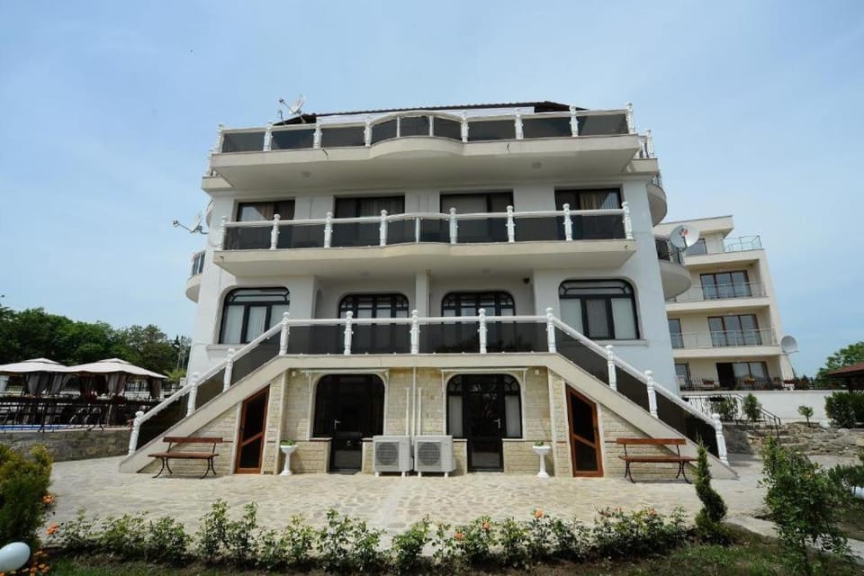 Къща за гости АЛЛА Bed and Breakfast in Varna Province