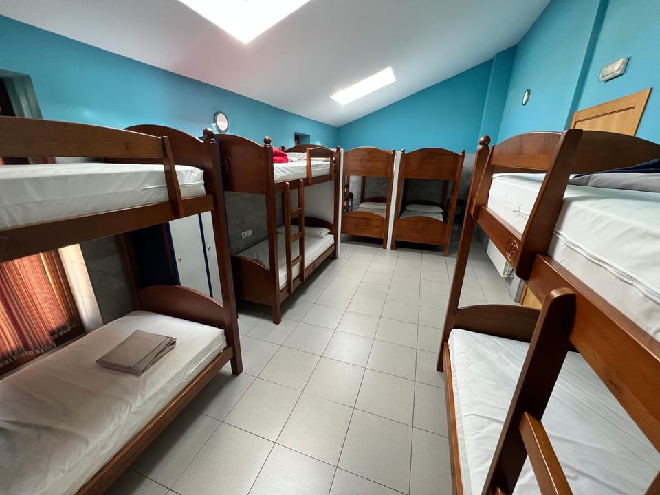 Bed, Bedroom, bunk bed