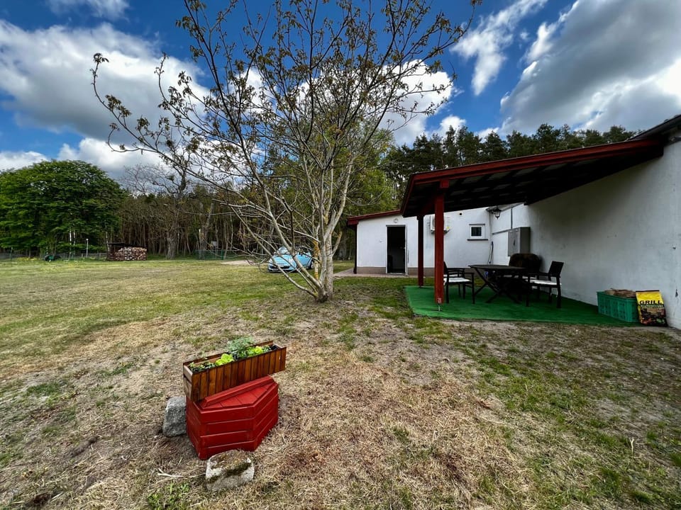 BBQ facilities, View (from property/room), Parking