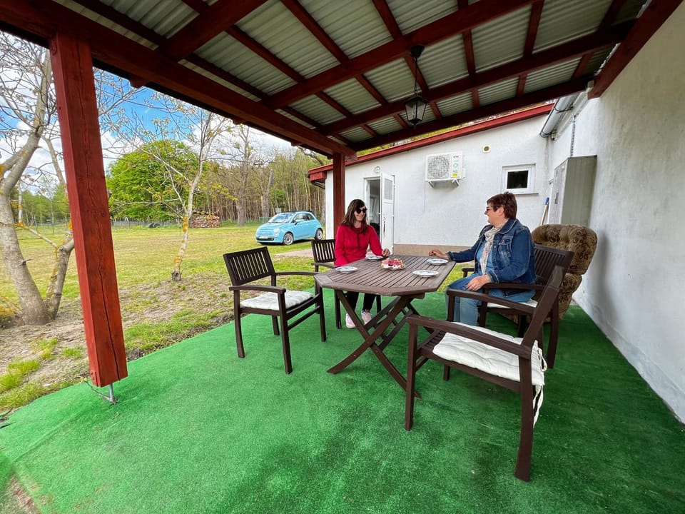 Patio, People, BBQ facilities
