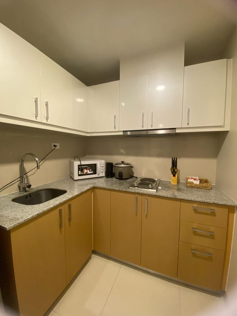 Kitchen or kitchenette