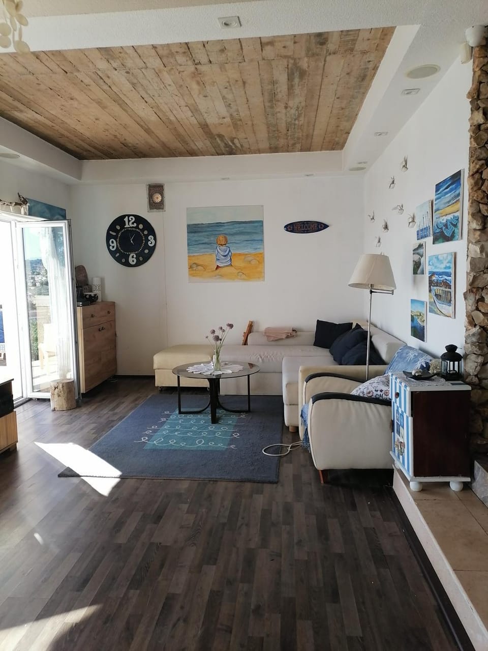 TV and multimedia, Living room, Photo of the whole room, Seating area