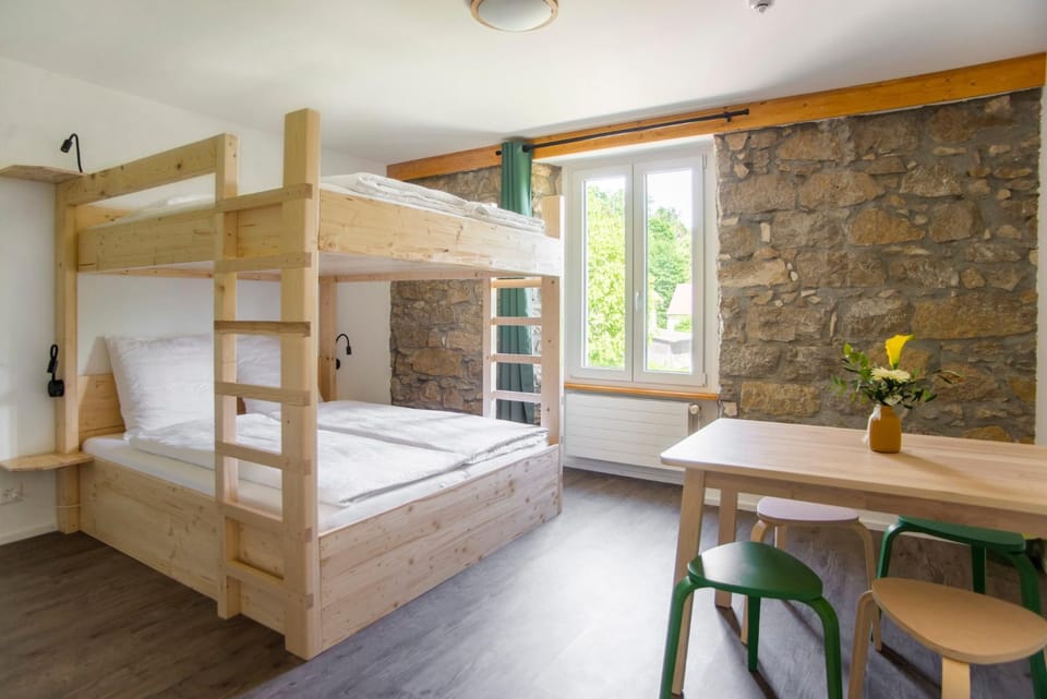 bunk bed