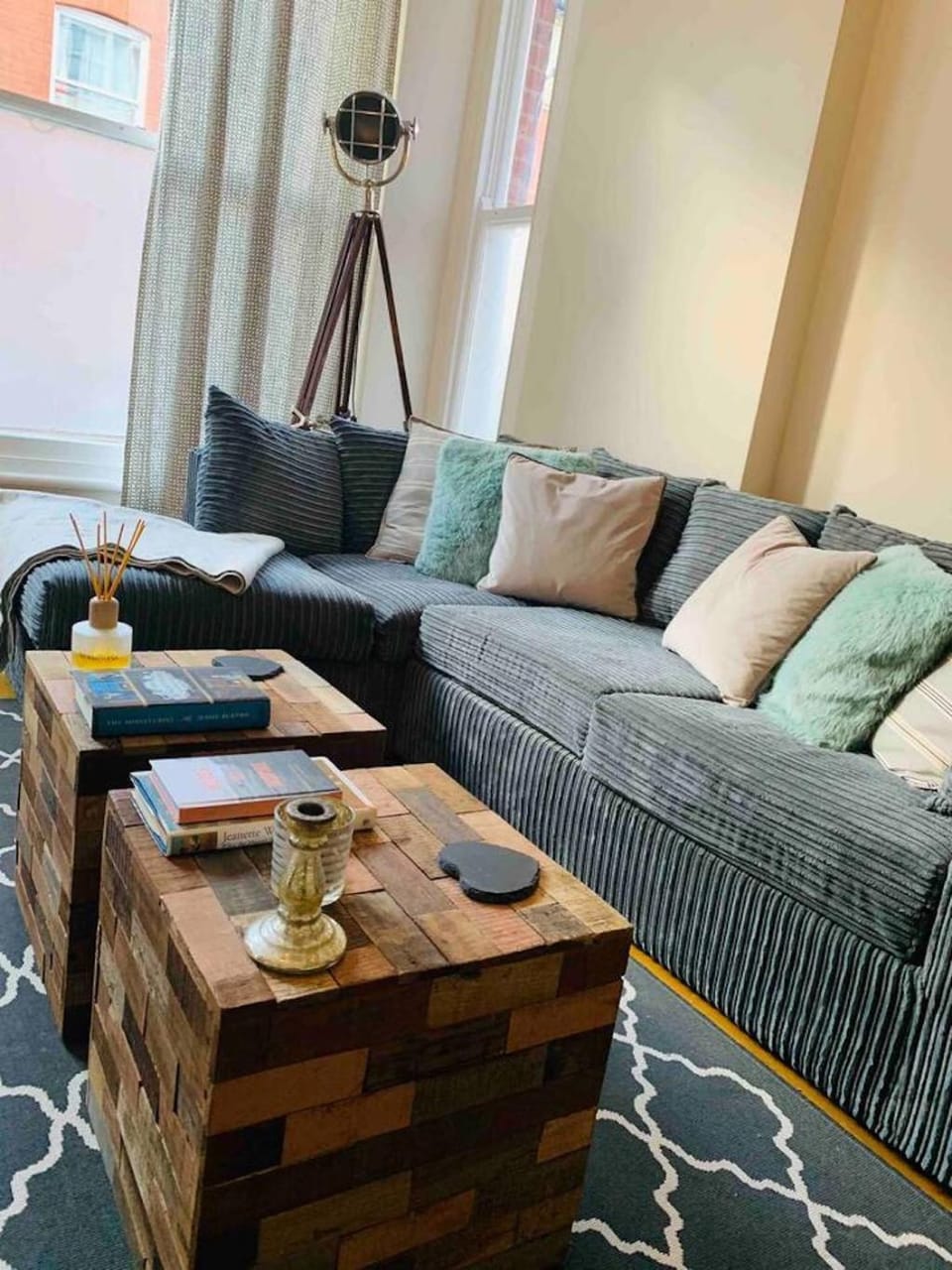 Luxury Fulham Flat with 5* touches nr River Thames Apartment in London