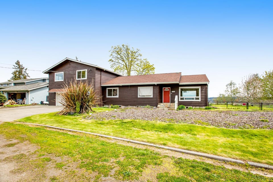 Keyport Abode House in Hood Canal