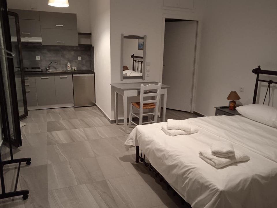 Mani Blue Thalassa Apartment in Messenia