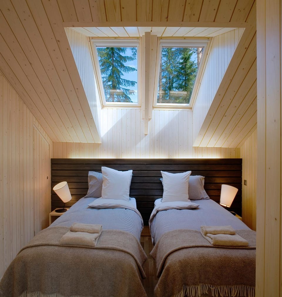 Bed, Photo of the whole room