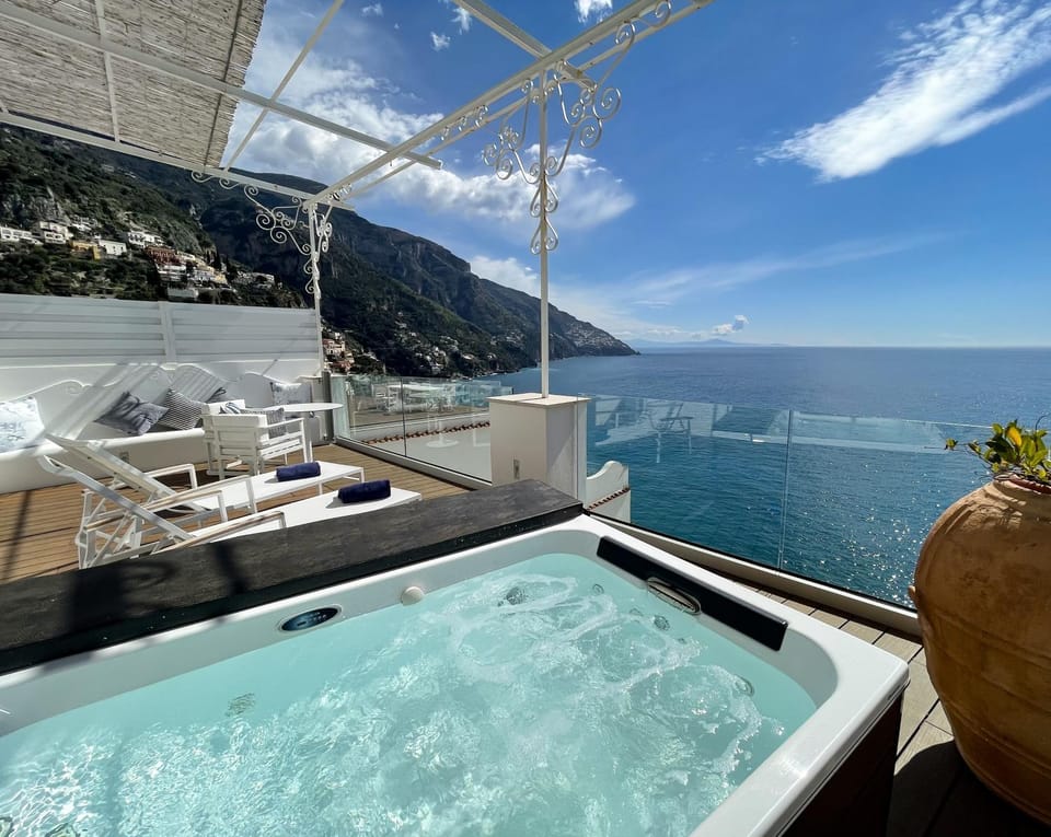 Hot Tub, Sea view