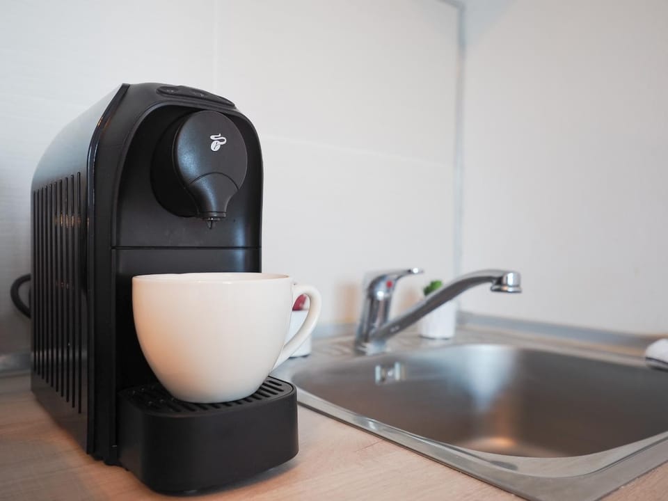 Coffee/tea facilities, Kitchen or kitchenette