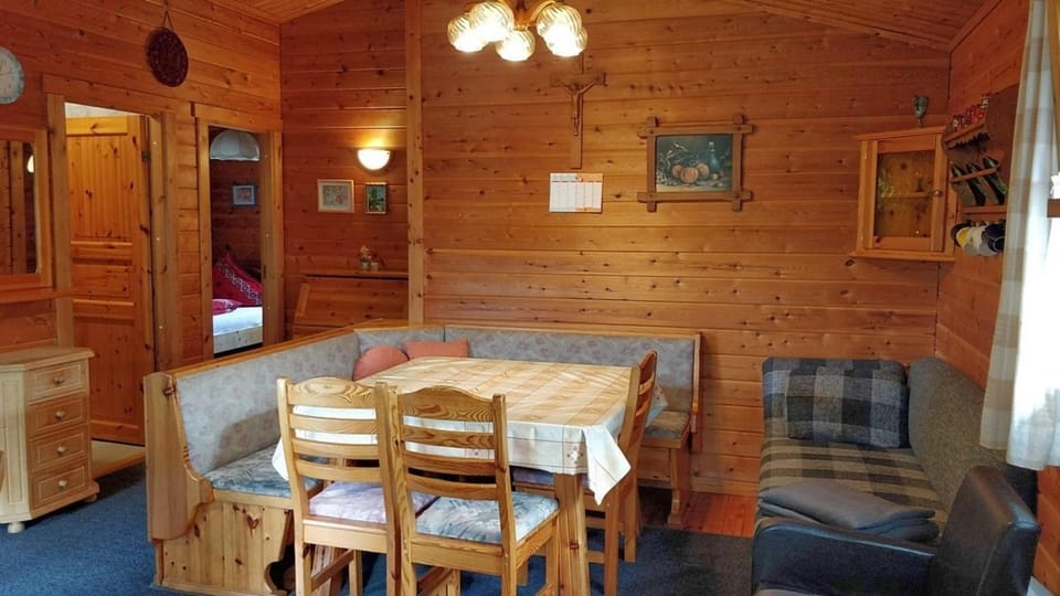 Ferienhaus Nr 7, Typ B, Feriendorf Jägerpark, Bayerischer Wald House in Straubing-Bogen