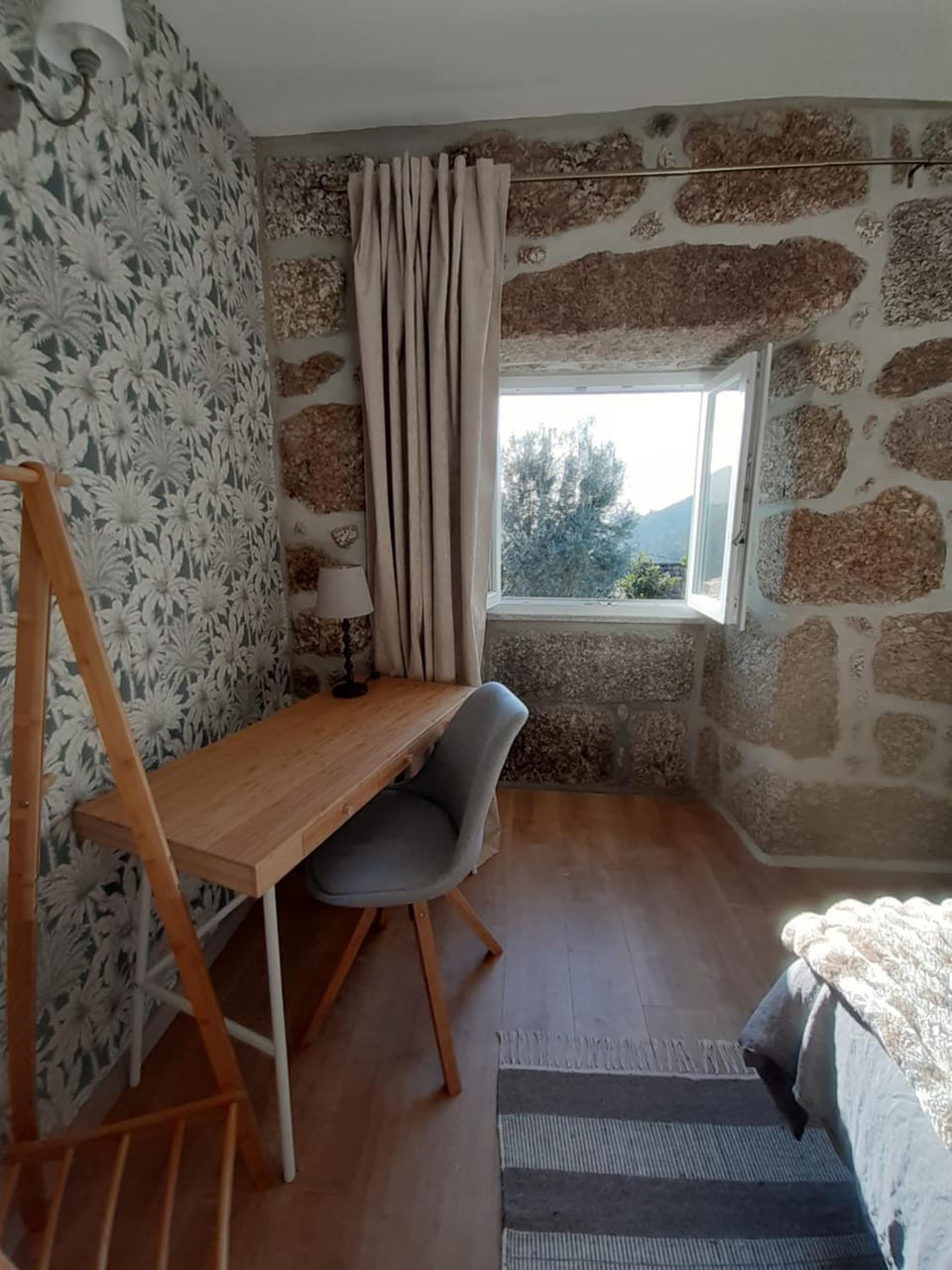 Seating area, Bedroom