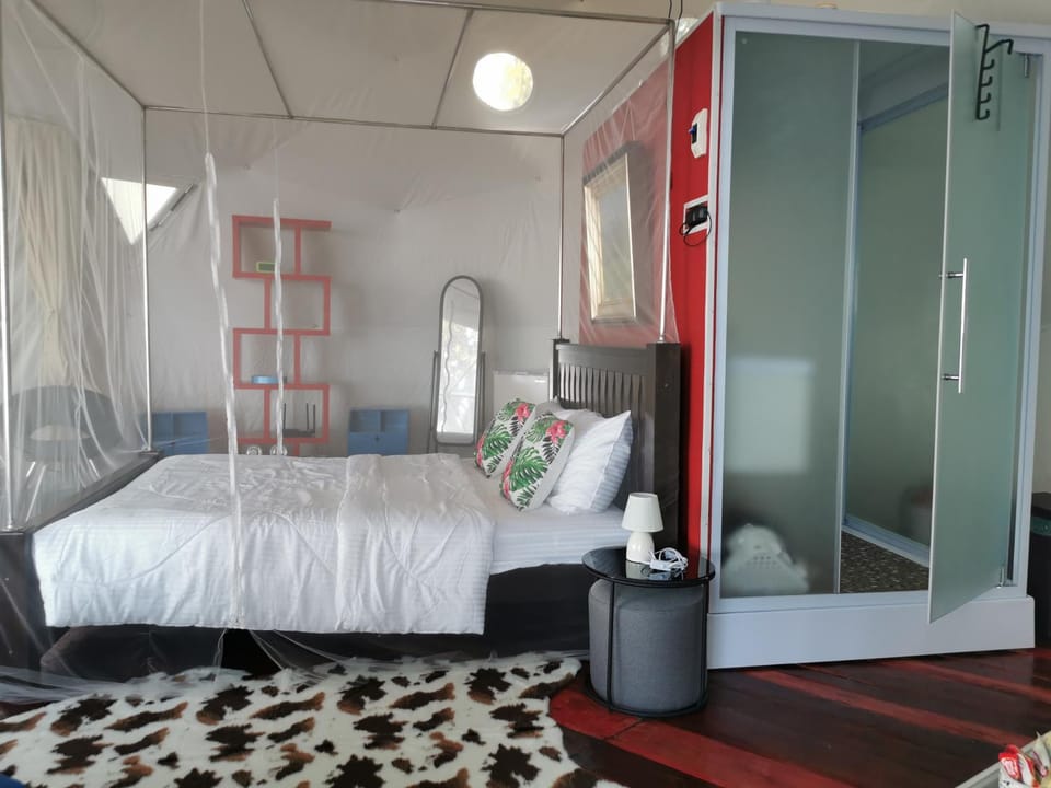 Beach Glamping Dome Dauin Modern Style Luxury tent in Central Visayas