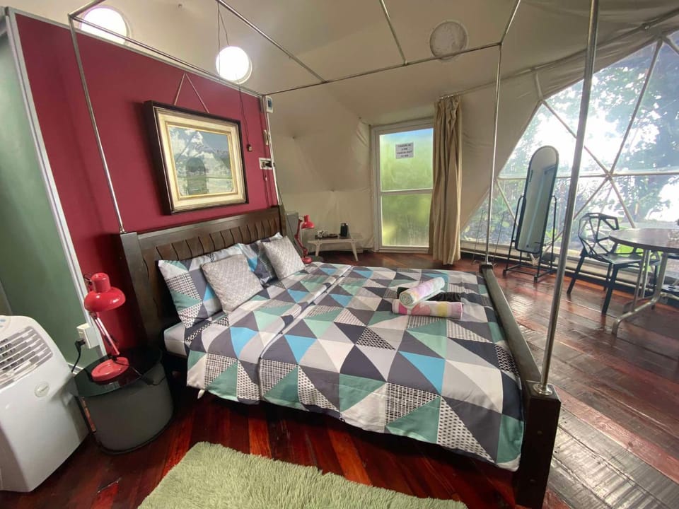 Beach Glamping Dome Dauin Modern Style Luxury tent in Central Visayas