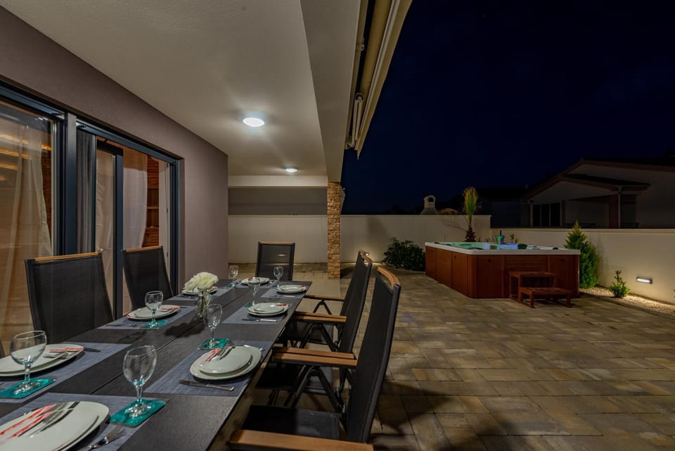 Garden, Balcony/Terrace